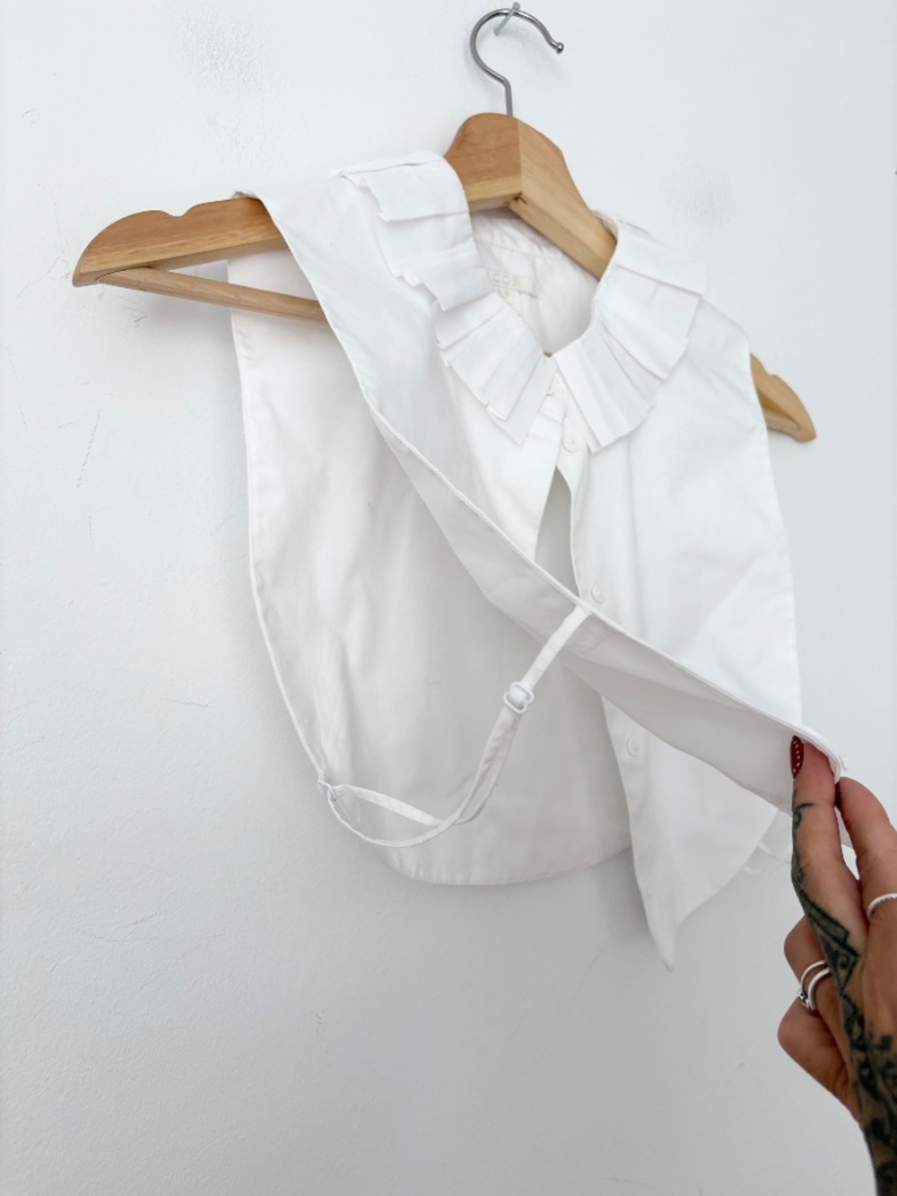 COS detachable pleated ruffle collar - Picture 4 of 5